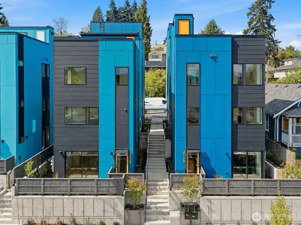 4517 35th Avenue S, Seattle, WA 98118