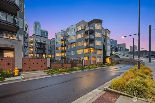 1900 Alaskan Way #316, Seattle, WA 98101