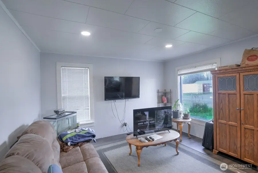 242 Main Street, Onalaska, WA 98570 - #3