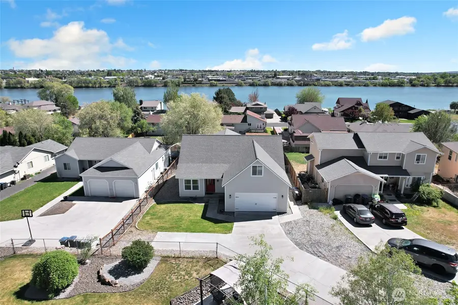 901 W Windrose Drive, Moses Lake, WA 98837 - #2
