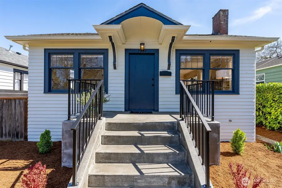 7534 Jones Avenue Nw, Seattle, WA 98117 - #2