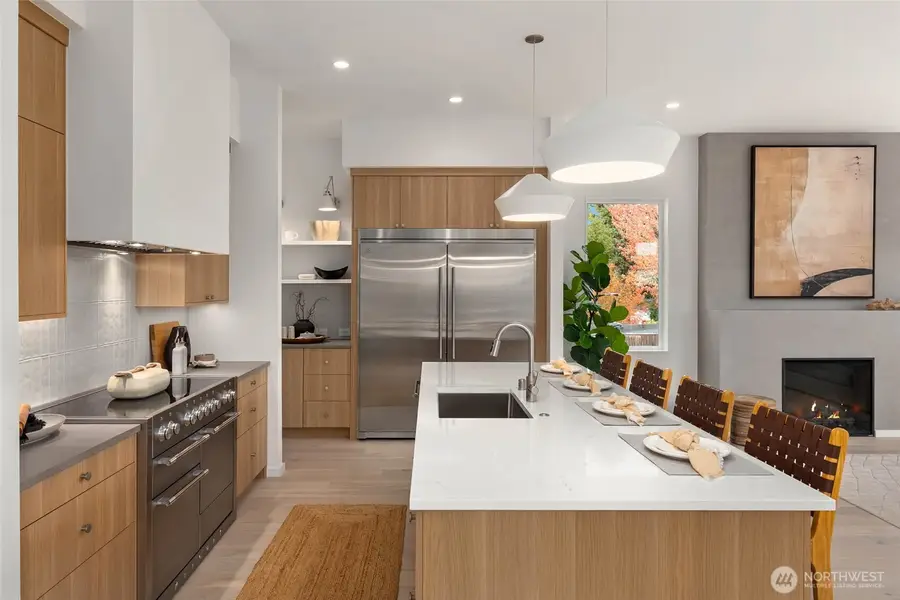 7506 18th Avenue Nw, Seattle, WA 98117 - #3