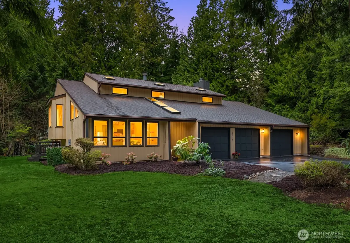13716 50th Avenue W, Edmonds, WA 98026 - #1
