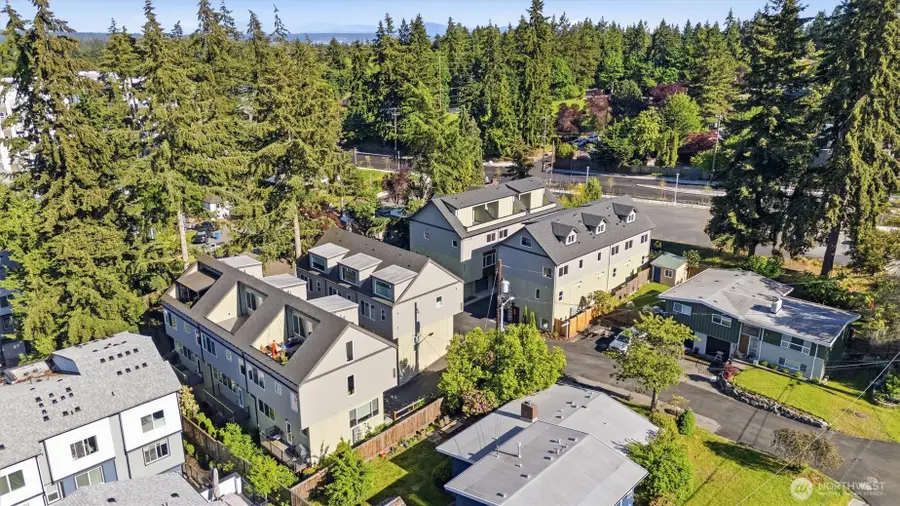 14608 Corliss Avenue N #B, Shoreline, WA 98133 - #3
