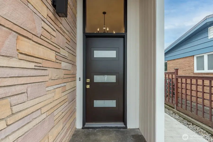 2425 NW Blue Ridge Drive, Seattle, WA 98177 - #3