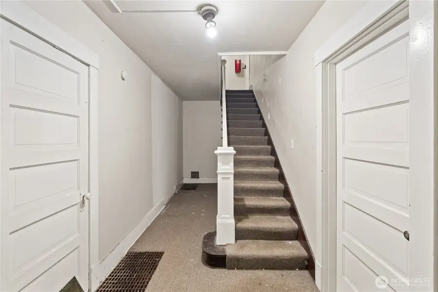 521 W 3rd Street, Aberdeen, WA 98520 - #2