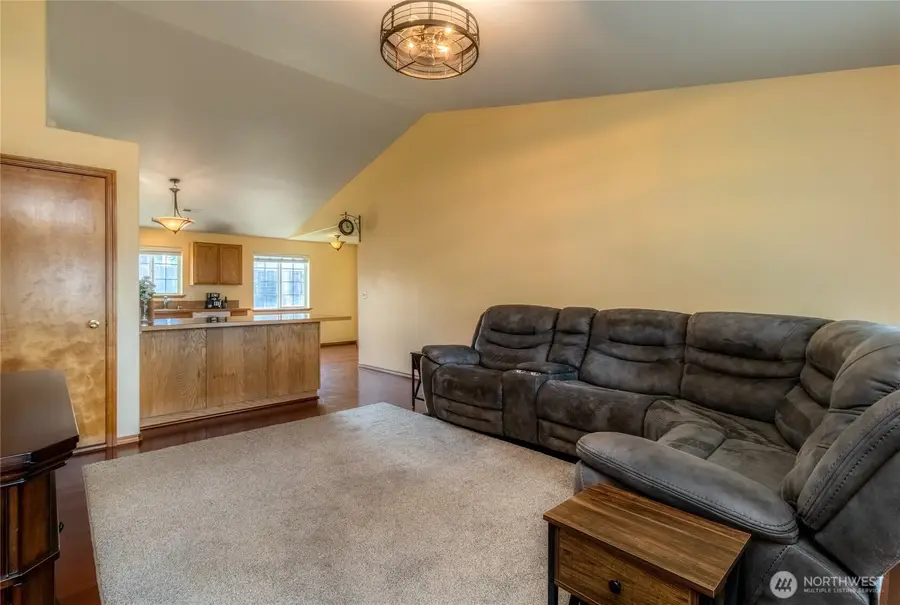 332 NE Redwood Place, College Place, WA 99324 - #3