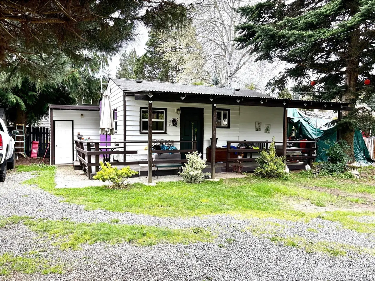 10030 30th Avenue Sw, Seattle, WA 98146 - #1