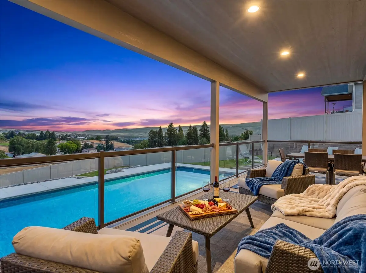 854 Autumn Crest Drive, Wenatchee, WA 98801 - #1