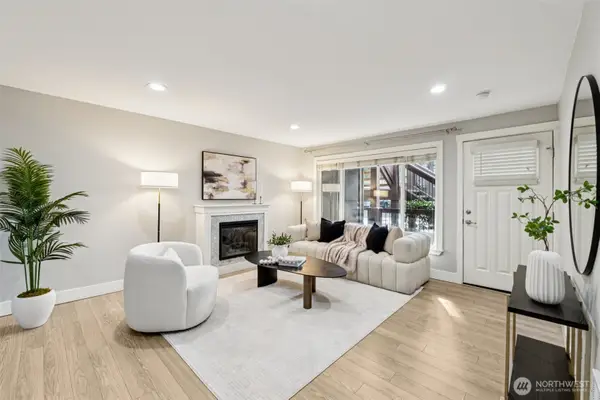 21305 48th Avenue W #B110, Mountlake Terrace, WA 98043