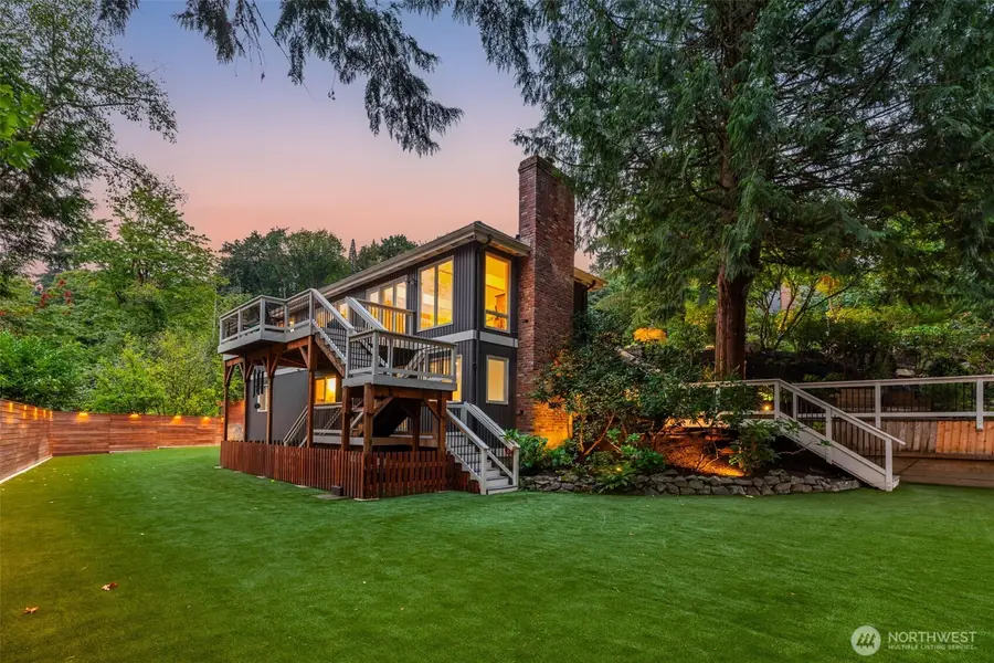 8402 SE 53rd Place, Mercer Island, WA 98040 - #3