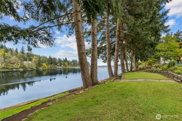 6810 NE Wood Bay Lane, Poulsbo, WA 98370