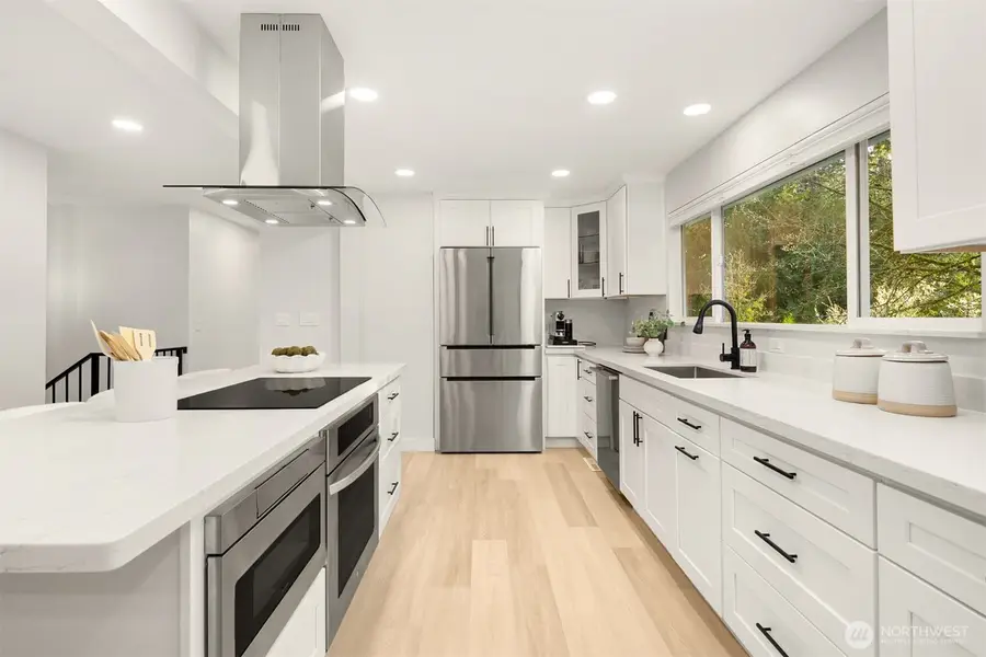 4615 88th Avenue Se, Mercer Island, WA 98040 - #3