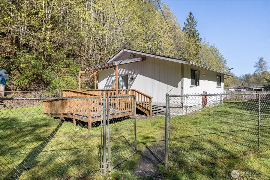 732 S Alder Lane, Port Angeles, WA 98362 - #3