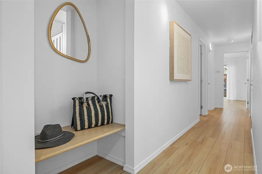 4054 54th Avenue Sw, Seattle, WA 98116 - #3