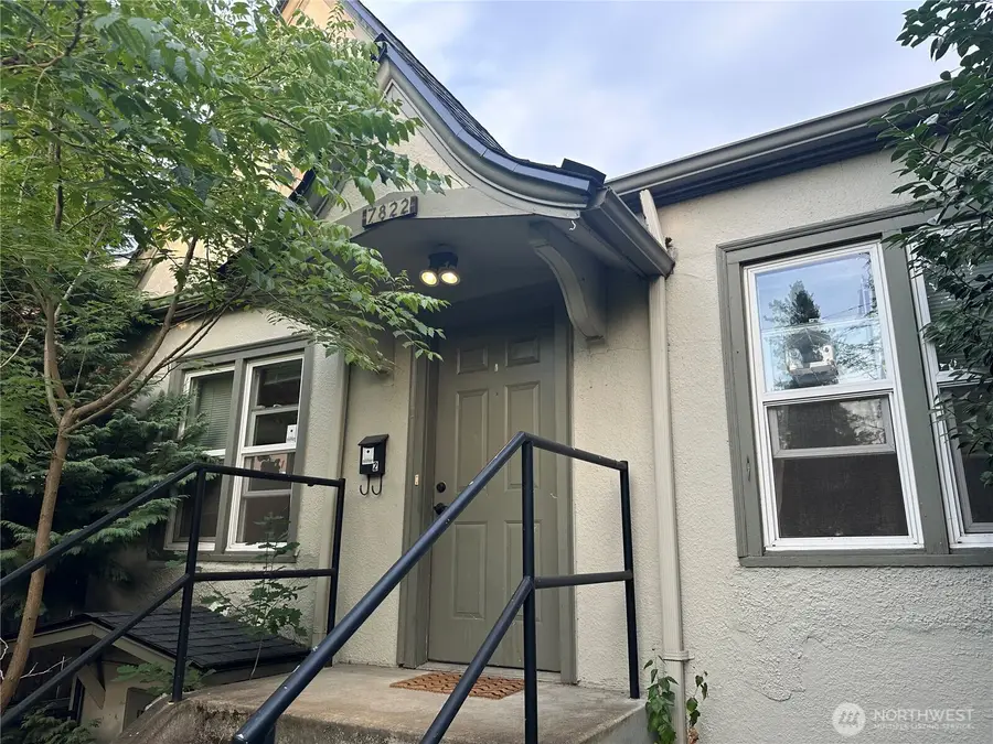 7822 NE Lake City Way Ne, Seattle, WA 98115 - #2
