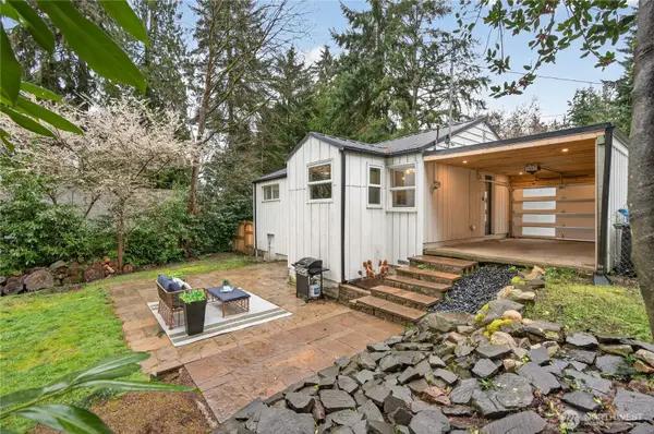 14551 Ashworth Avenue N, Shoreline, WA 98133