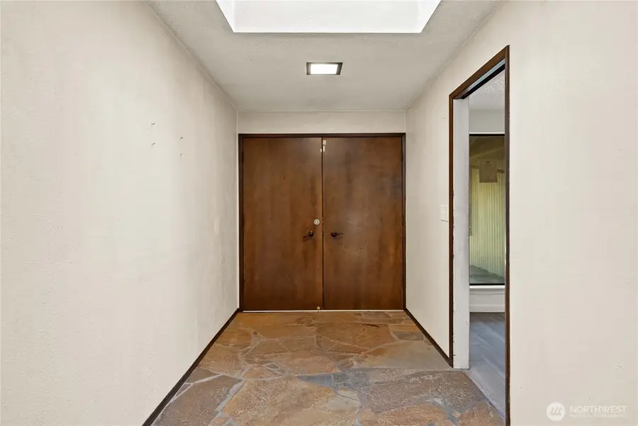 3327 SW 323rd Street, Federal Way, WA 98023 - #2