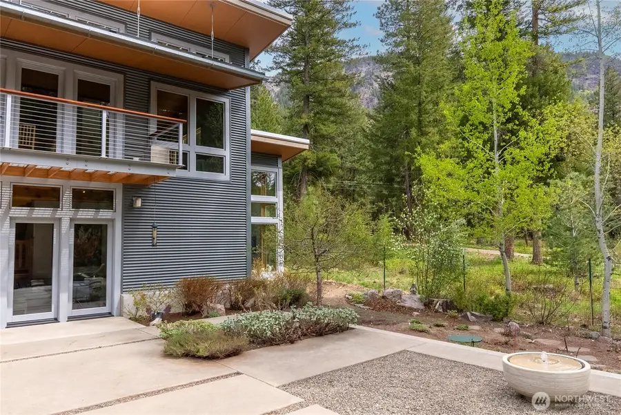 589 Lost River Road, Mazama, WA 98833 - #3