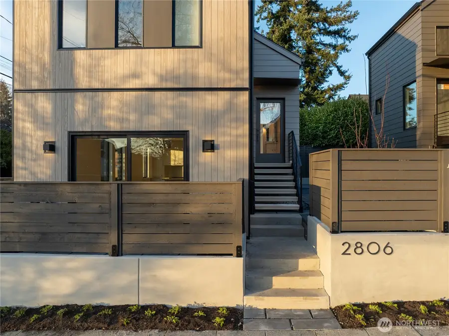 2806 W Dravus Street, Seattle, WA 98199 - #3