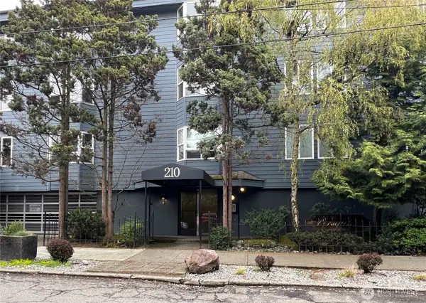 210 Boylston Avenue E #103, Seattle, WA 98102