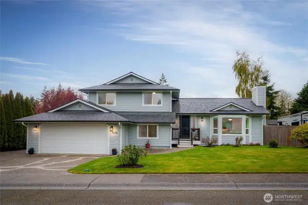 3124 203rd Street Sw, Lynnwood, WA 98036