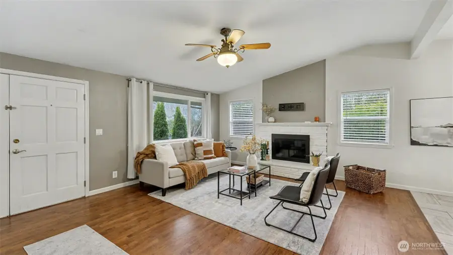 11204 148th Avenue Se, Renton, WA 98059 - #3