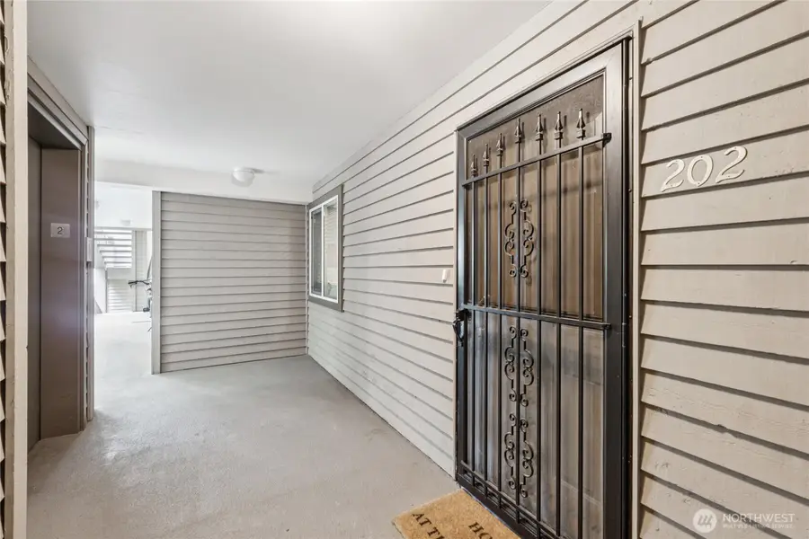 312 4th Avenue #202, Kirkland, WA 98033 - #2