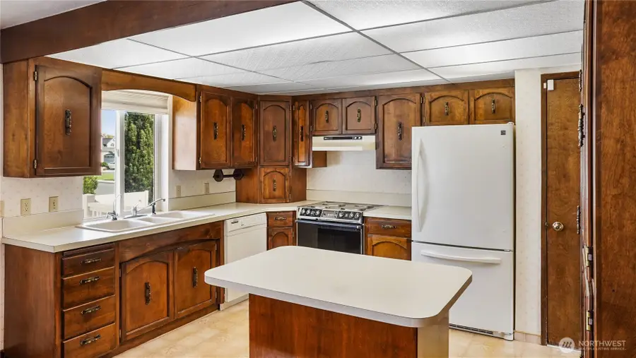 1665 E Fern Street, Othello, WA 99344 - #3