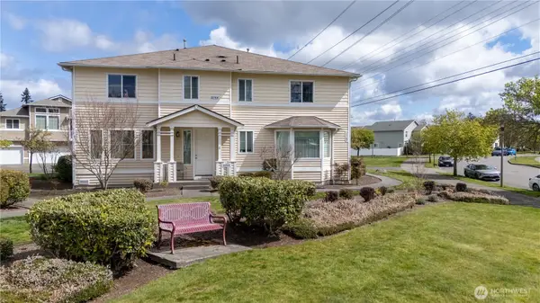 2270 Bobs Hollow Lane, Dupont, WA 98327