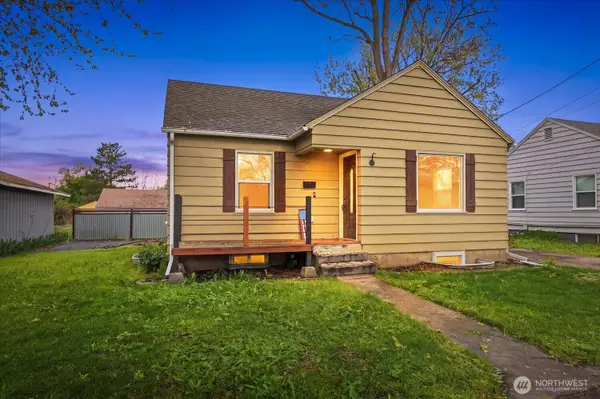 317 NE Ash Avenue, College Place, WA 99324