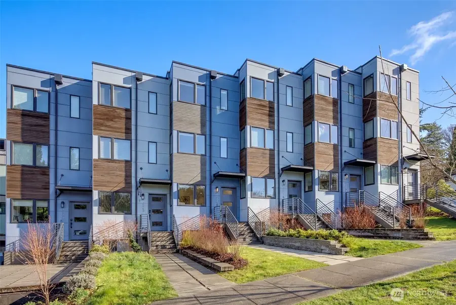 4274 NE 50th Street, Seattle, WA 98105 - #2