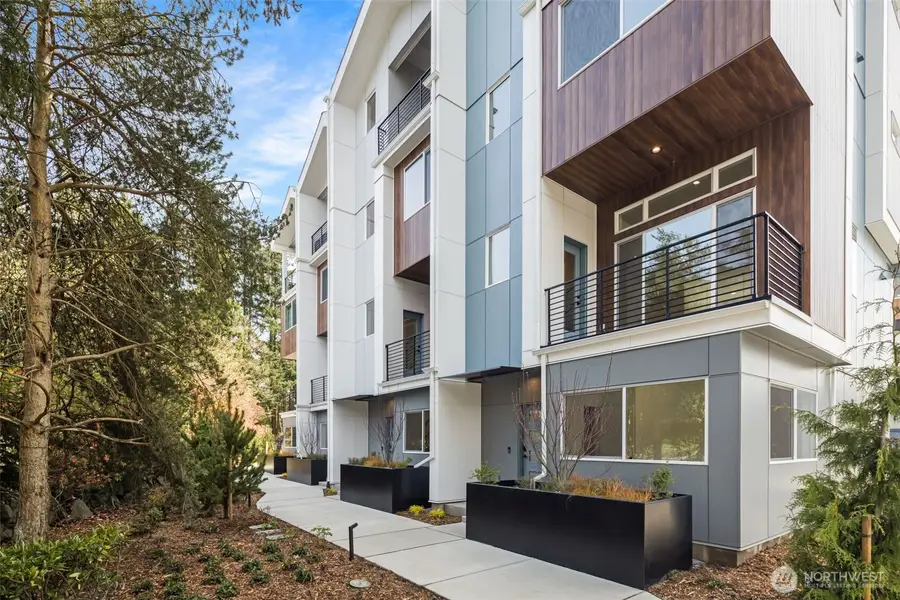 16003 SE 31st Lane, Bellevue, WA 98008 - #3