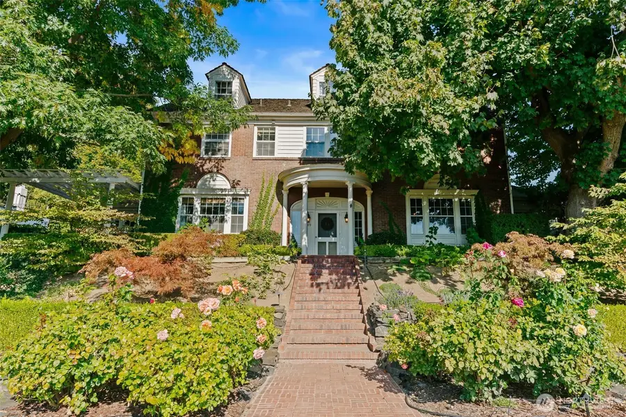 1909 W Chestnut Avenue, Yakima, WA 98092 - #2