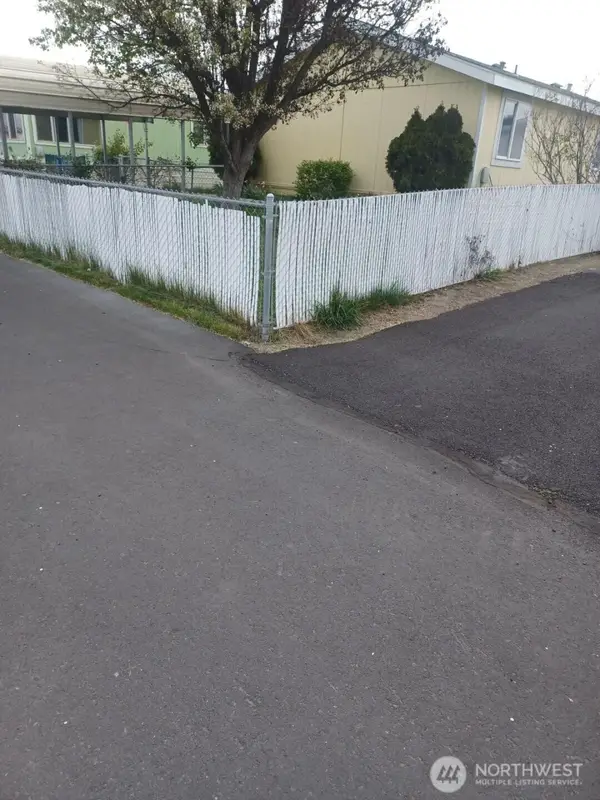 3211 W Wapato Drive #56, Moses Lake, WA 98837