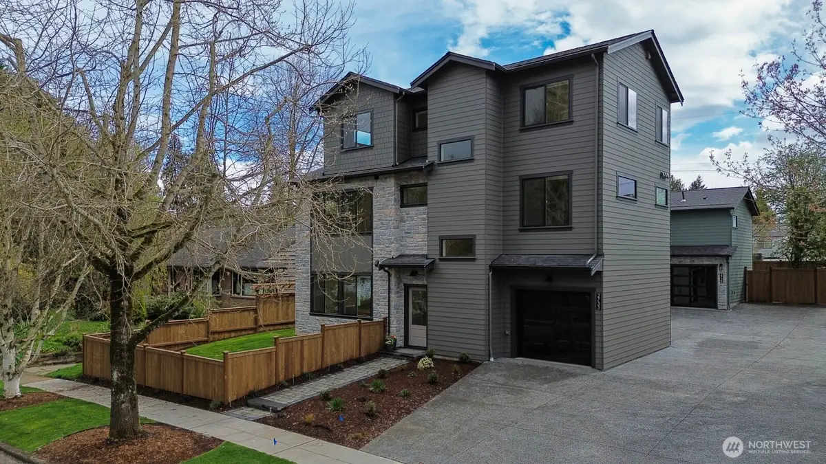 2733 NE 87th Street, Seattle, WA 98115 - #1
