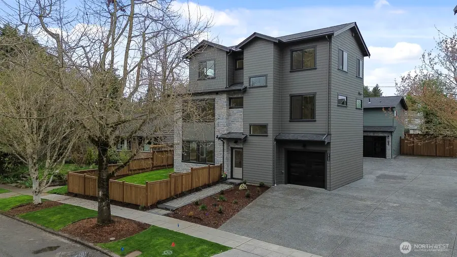2733 NE 87th Street, Seattle, WA 98115 - #3