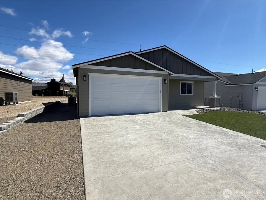 2480 Noah Street Se, East Wenatchee, WA 98802 - #3