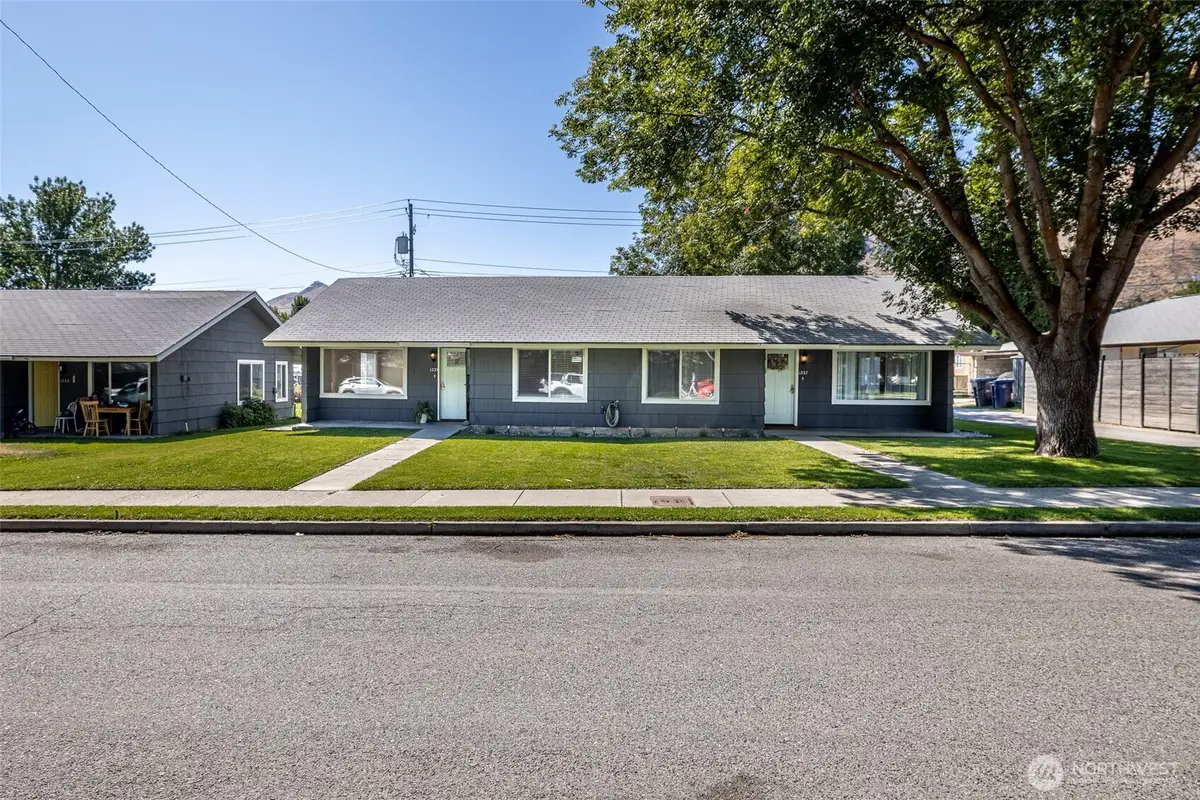 1235 Montana St, Wenatchee, WA 98801 - #1
