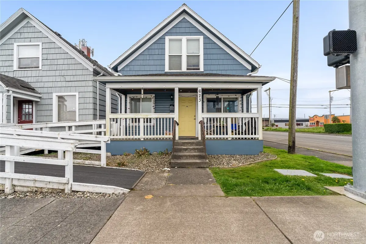 623 W Market Street, Aberdeen, WA 98520 - #1
