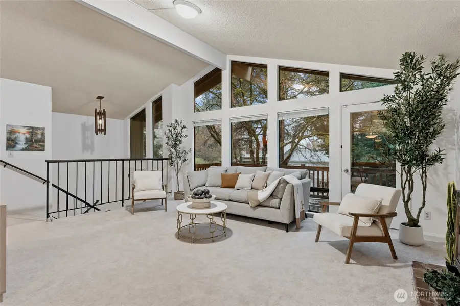 13919 SE 3rd Place, Bellevue, WA 98005 - #2