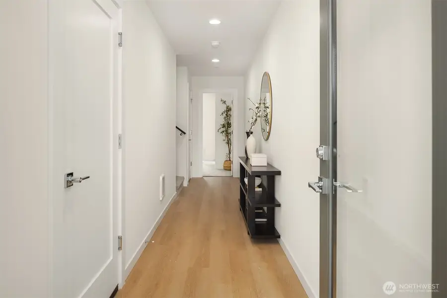 1518 Hollow Dale Place #B, Everett, WA 98204 - #3