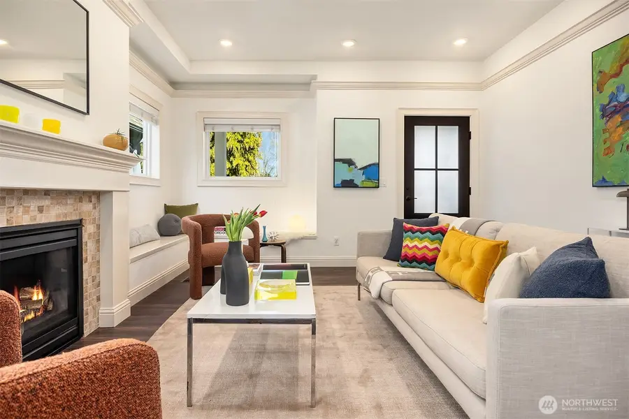 6067 6th Avenue Ne, Seattle, WA 98115 - #3