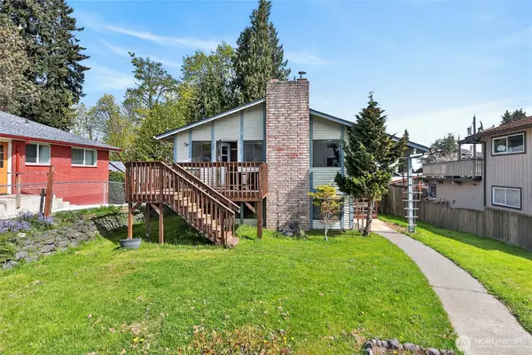 313 W 14th Street, Port Angeles, WA 98362