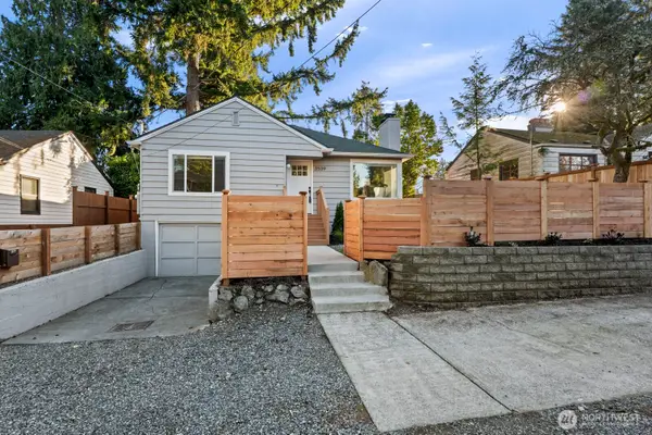 3539 NE 88th Street #A, Seattle, WA 98115