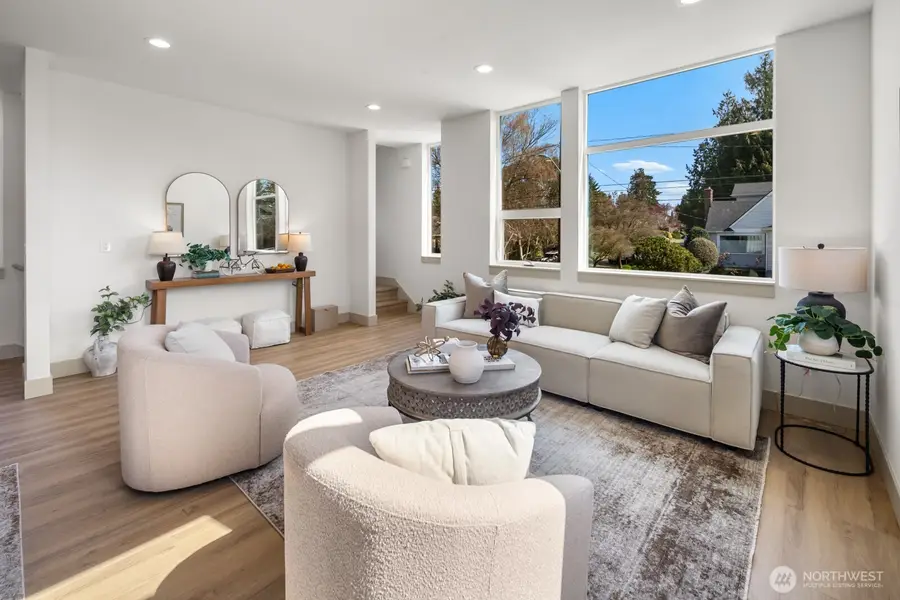 2931 39th Avenue Sw, Seattle, WA 98116 - #2