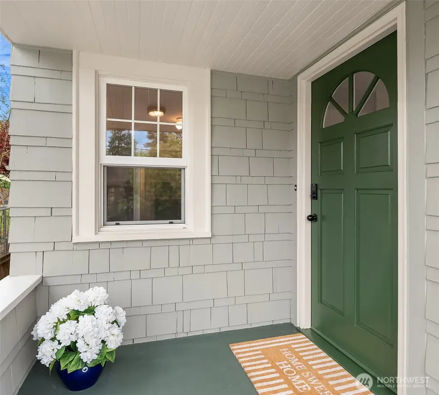 6044 25th Avenue Ne, Seattle, WA 98115 - #3