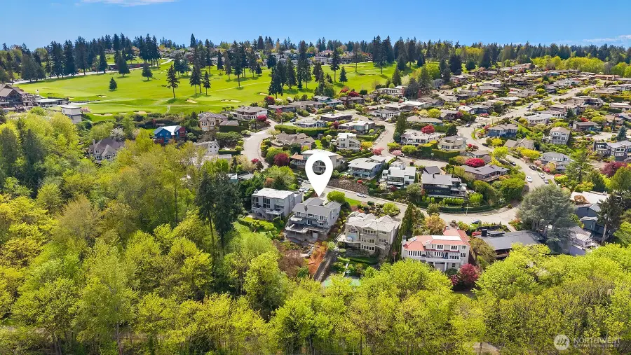 8530 54th Avenue Ne, Seattle, WA 98115 - #3
