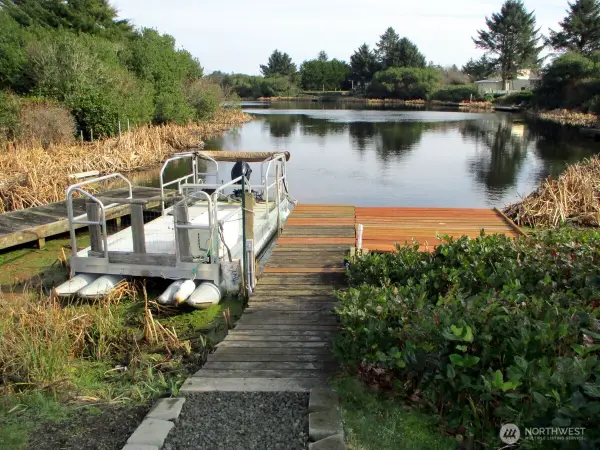 369 N Razor Clam Drive Sw, Ocean Shores, WA 98569