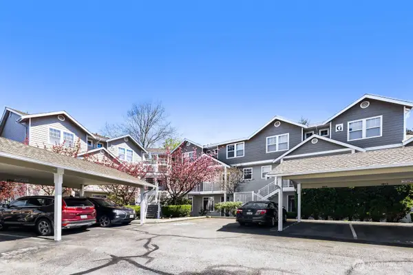 5400 Harbour Pointe Boulevard #G104, Mukilteo, WA 98275